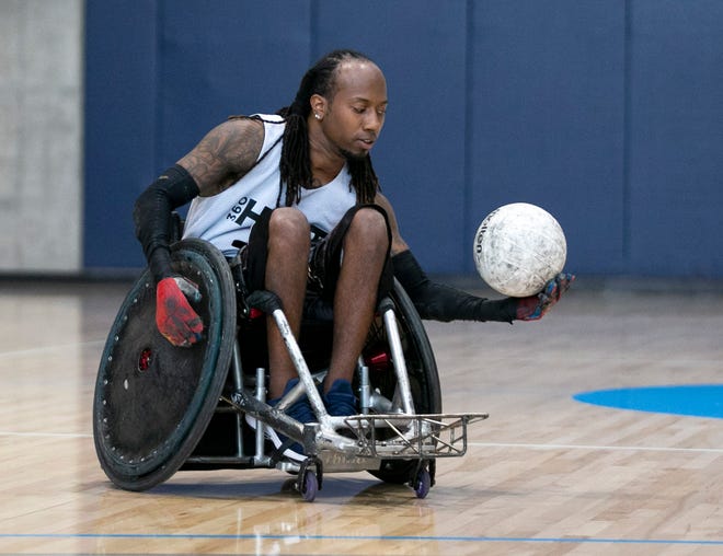 Paralympic athlete, others work through closure of Ability360